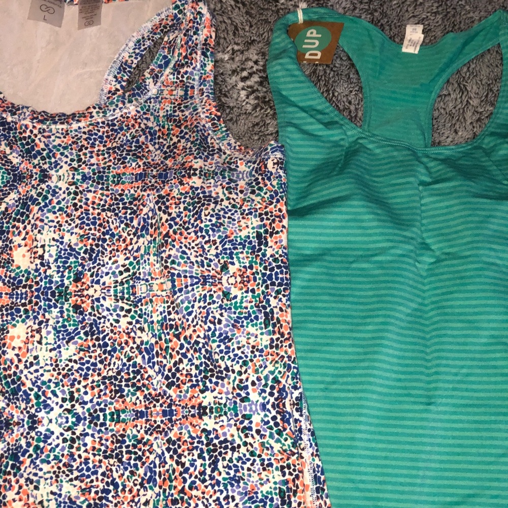 Bundle- women’s workout tanks!
